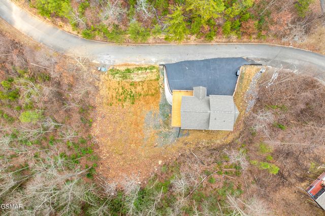 1017 Street Of Dreams Way, Gatlinburg, TN 37738