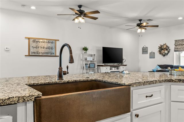 3772 Tomahawk Lane, Bullhead City, AZ 86442