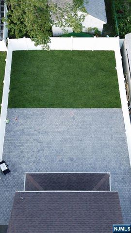 315 Pine, Teaneck, NJ 07666