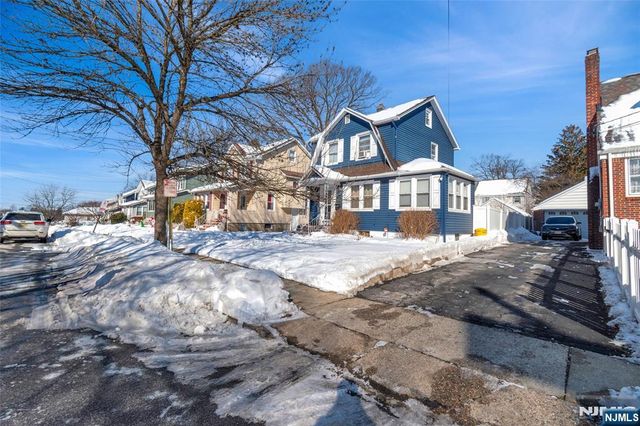 315 Pine, Teaneck, NJ 07666