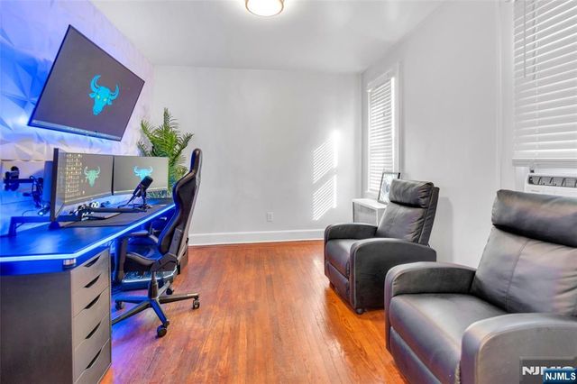 315 Pine, Teaneck, NJ 07666