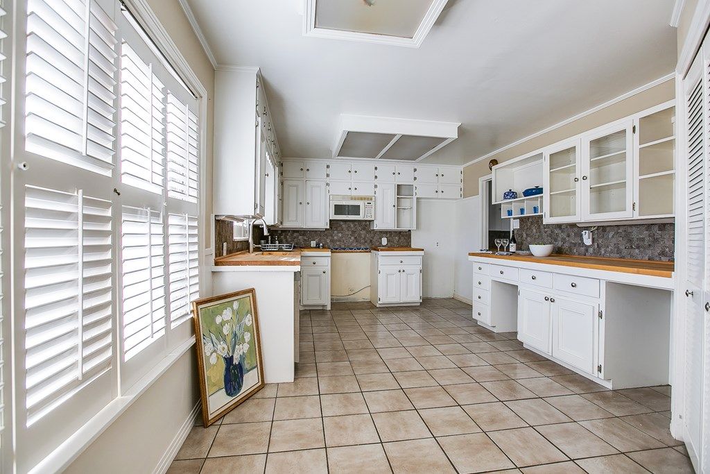 Image 12 of property listing at 2706 Jann Dr, San Angelo, TX 76904