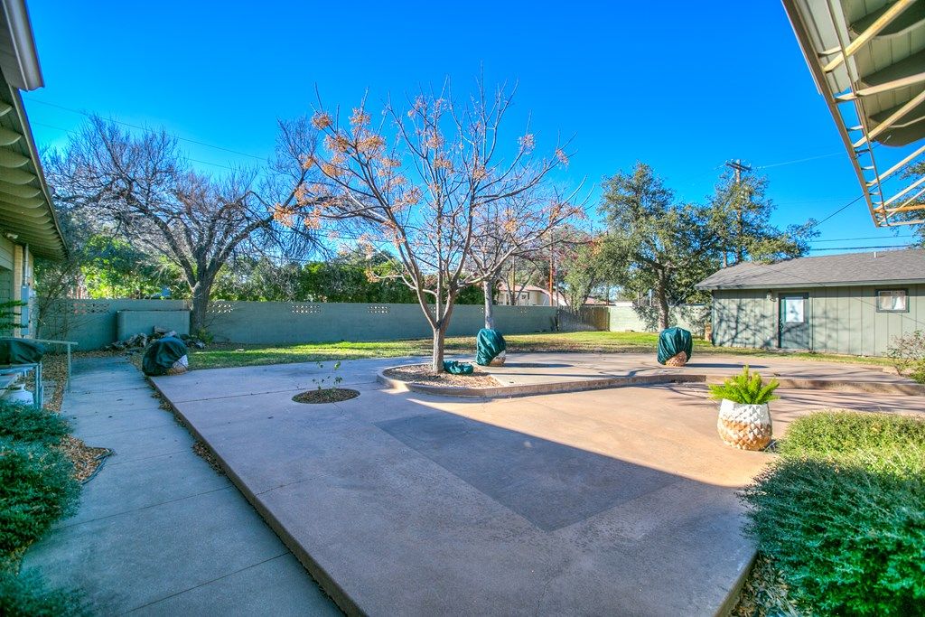 Image 28 of property listing at 2706 Jann Dr, San Angelo, TX 76904