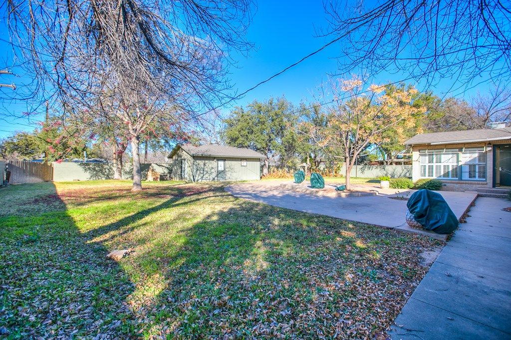 Image 29 of property listing at 2706 Jann Dr, San Angelo, TX 76904