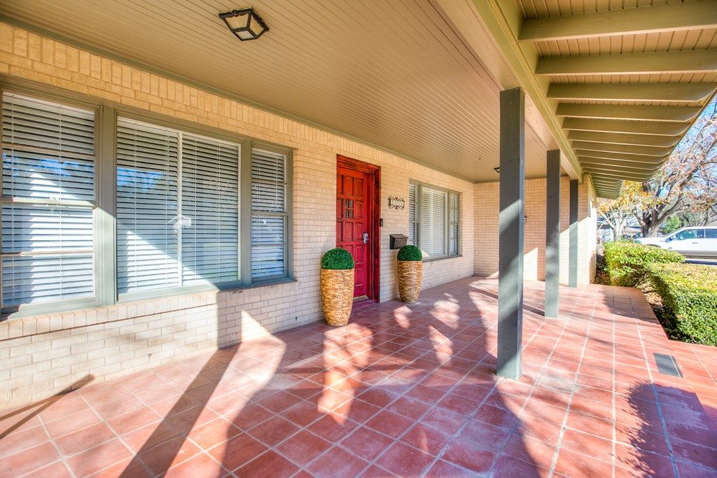 Image 6 of property listing at 2706 Jann Dr, San Angelo, TX 76904