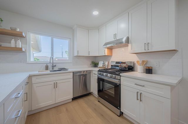 961 Loyola Drive, Salinas, CA 93901