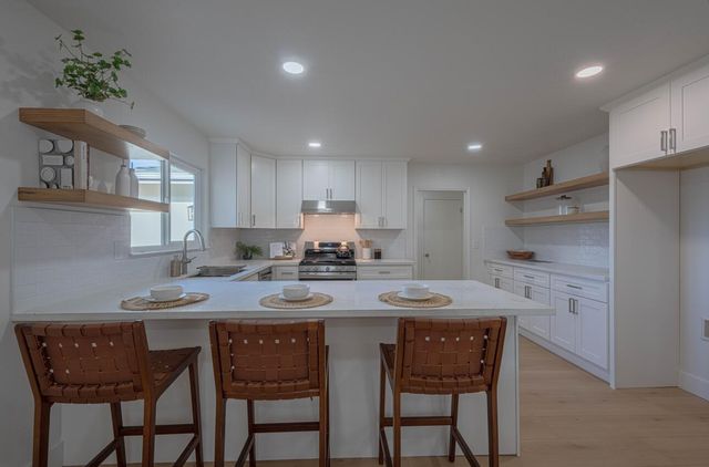 961 Loyola Drive, Salinas, CA 93901