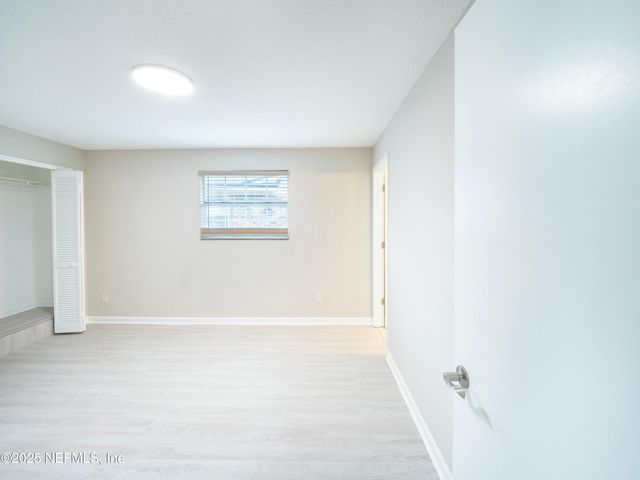 5012 LOFTY PINES Circle E, Jacksonville, FL 32210