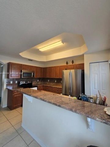 806 SW 143rd Terrace, Pembroke Pines, FL 33027