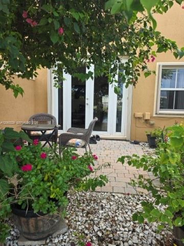 806 SW 143rd Terrace, Pembroke Pines, FL 33027