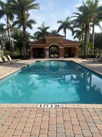 806 SW 143rd Terrace, Pembroke Pines, FL 33027
