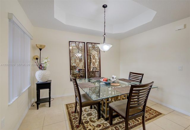 806 SW 143rd Terrace, Pembroke Pines, FL 33027