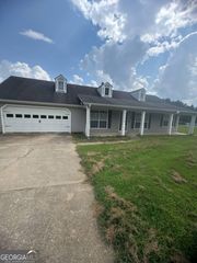 1170 Leguin Mill Road, Locust Grove, GA 30248