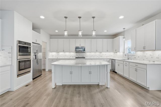 1278 Harvester Drive, Chesterfield, MO 63005