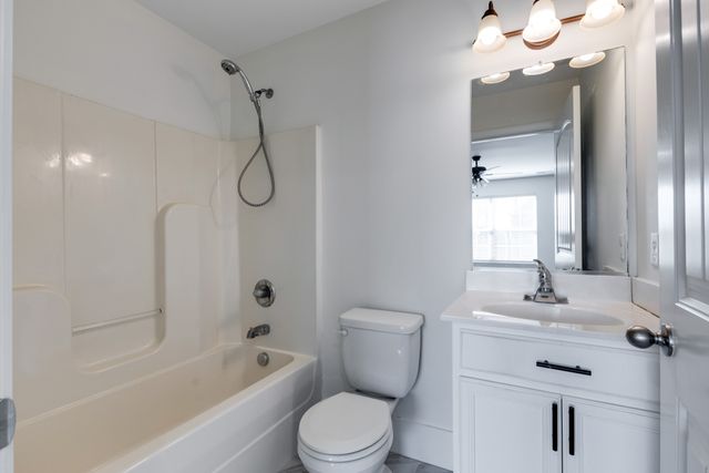 1019 Neeleys Bnd, Spring Hill, TN 37174