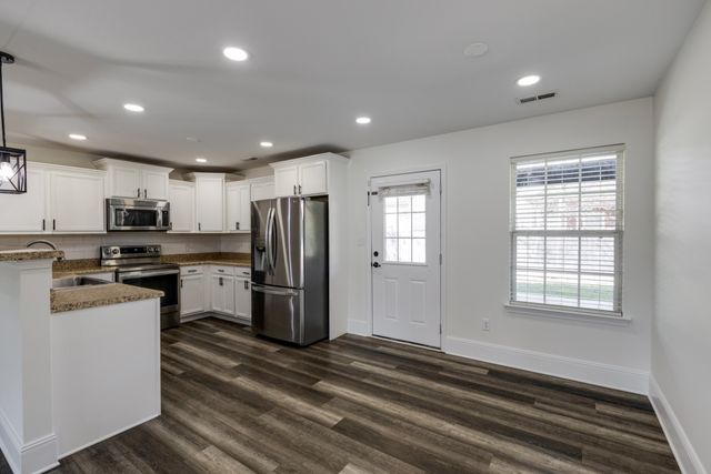 1019 Neeleys Bnd, Spring Hill, TN 37174