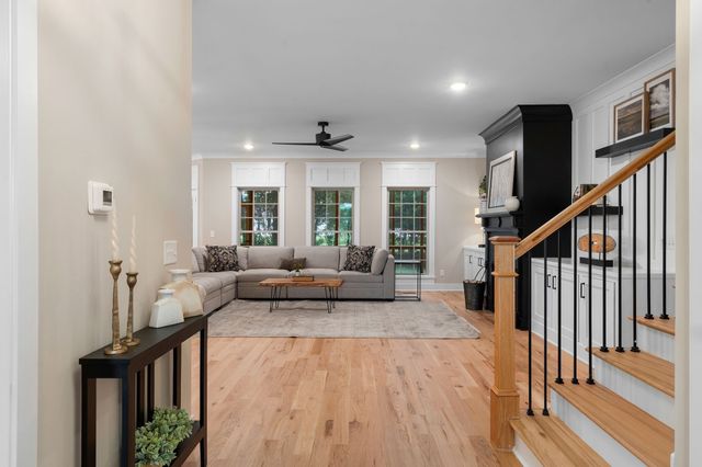 1509 Martha Washington Way, Murfreesboro, TN 37130