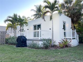 513 SW 18th Court 3, Fort Lauderdale, FL 33315