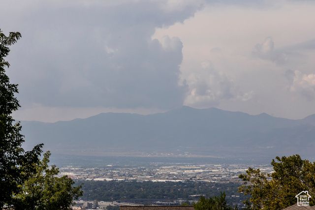 822 N GRANDRIDGE CT, Salt Lake City, UT 84103