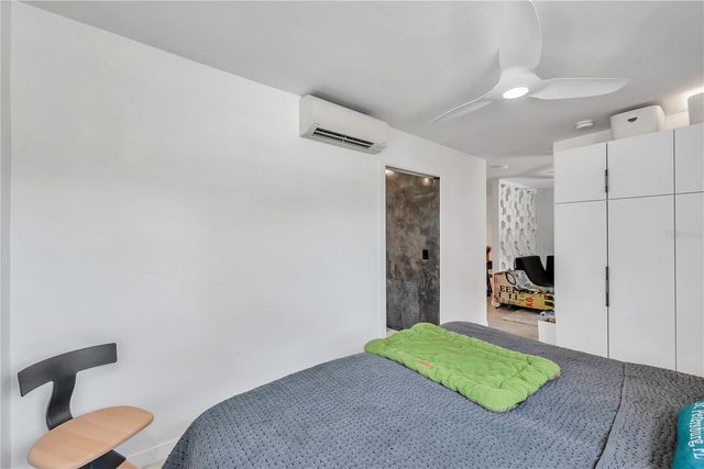 224 6TH AVENUE N 13, St Petersburg, FL 33701