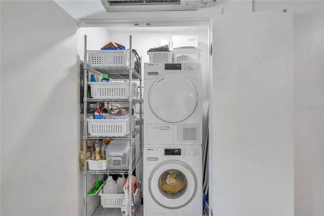 224 6TH AVENUE N 13, St Petersburg, FL 33701