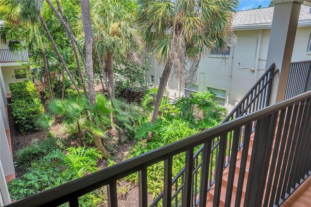 224 6TH AVENUE N 13, St Petersburg, FL 33701