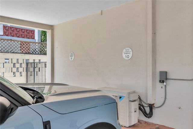 224 6TH AVENUE N 13, St Petersburg, FL 33701