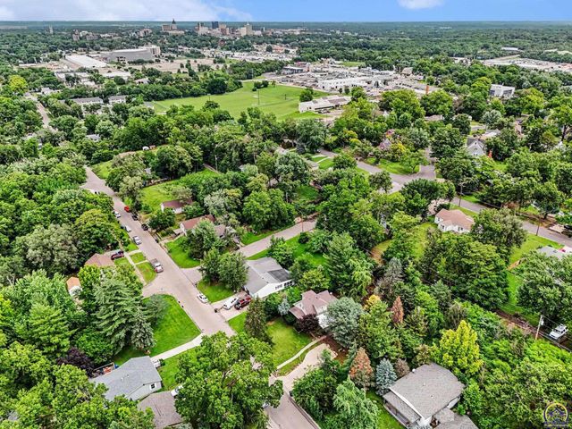 2508 SW Fillmore ST, Topeka, KS 66611
