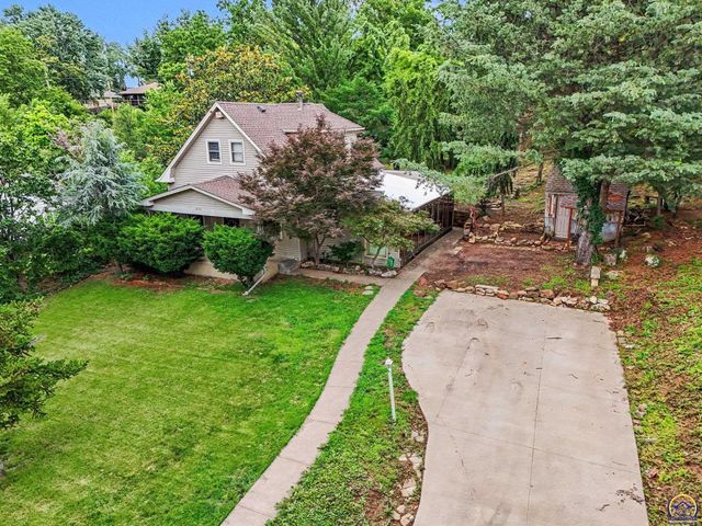 2508 SW Fillmore ST, Topeka, KS 66611