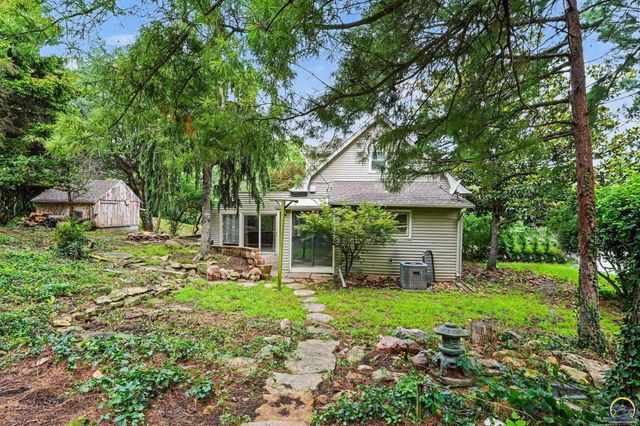 2508 SW Fillmore ST, Topeka, KS 66611