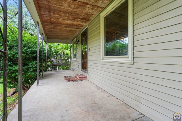 2508 SW Fillmore ST, Topeka, KS 66611