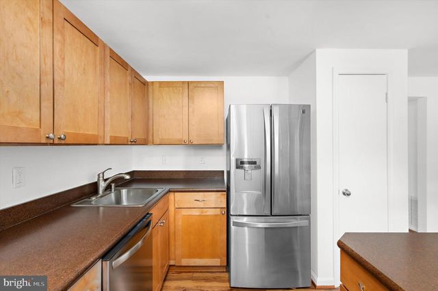 6410 LACROSSE LN NE, Glen Burnie, MD 21061
