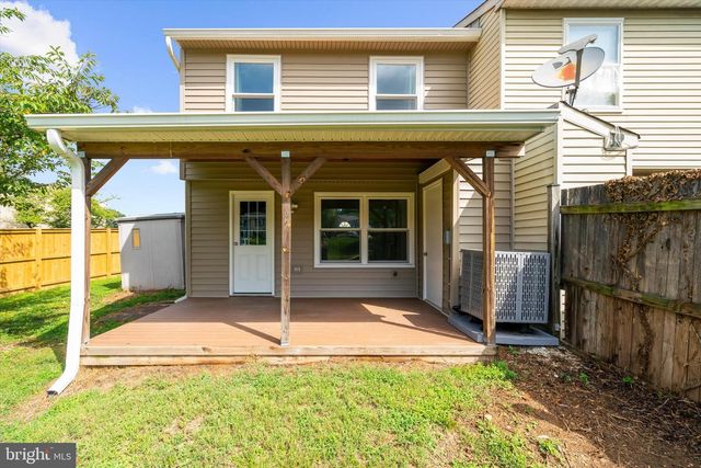 6410 LACROSSE LN NE, Glen Burnie, MD 21061