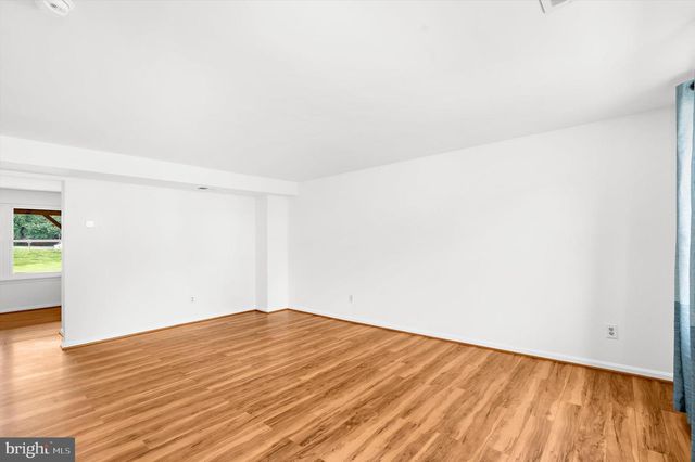 6410 LACROSSE LN NE, Glen Burnie, MD 21061