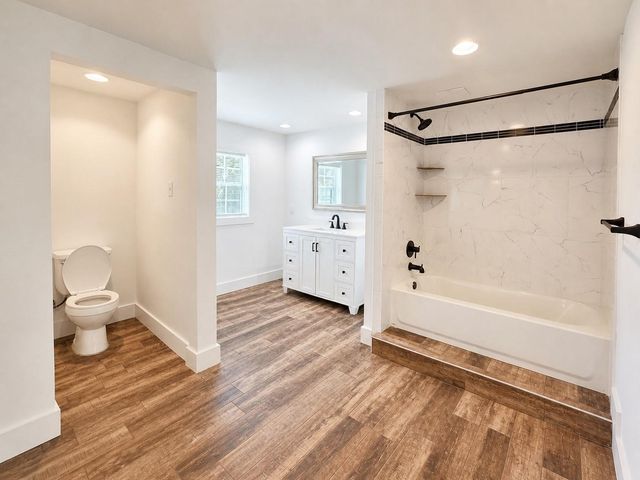 2215 46th Street, Galveston, TX 77551
