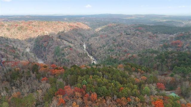 172 Hunter Drive, Talking Rock, GA 30175