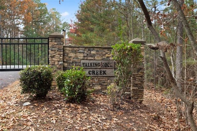 172 Hunter Drive, Talking Rock, GA 30175