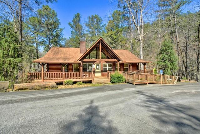 172 Hunter Drive, Talking Rock, GA 30175