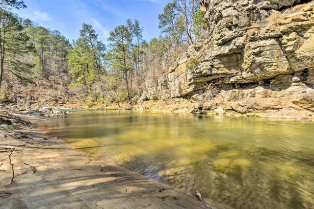 172 Hunter Drive, Talking Rock, GA 30175