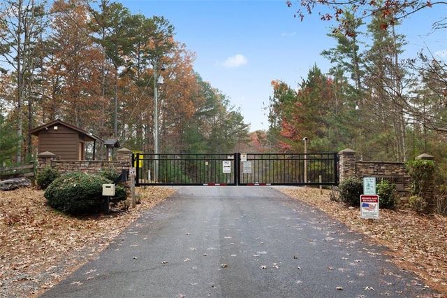 172 Hunter Drive, Talking Rock, GA 30175