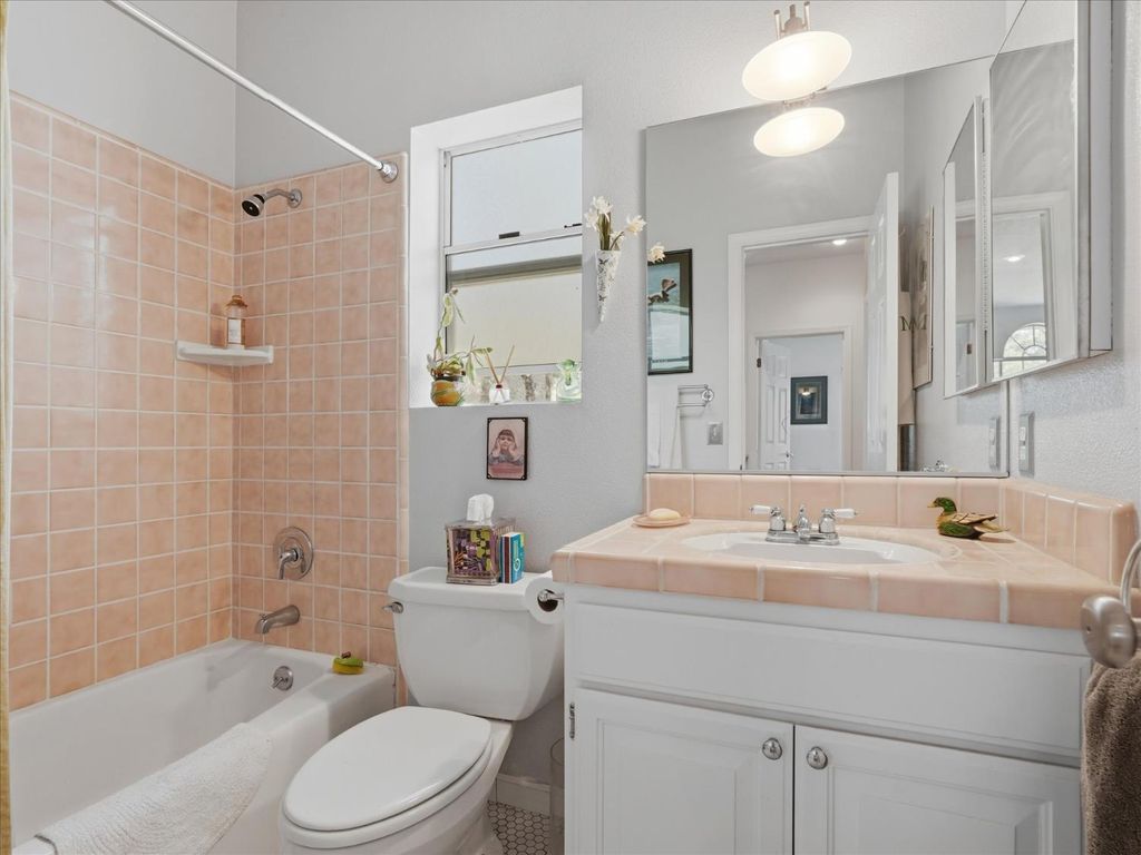 Image 32 of property listing at 50655 Barcus Circle, Coarsegold, CA 93614