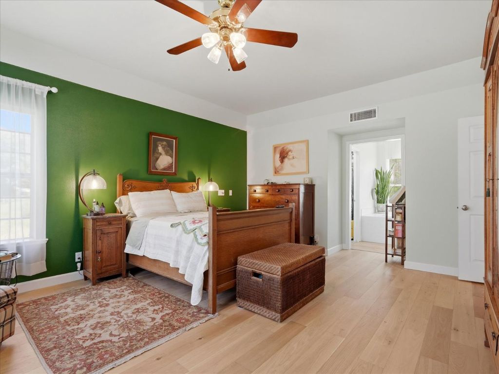 Image 35 of property listing at 50655 Barcus Circle, Coarsegold, CA 93614