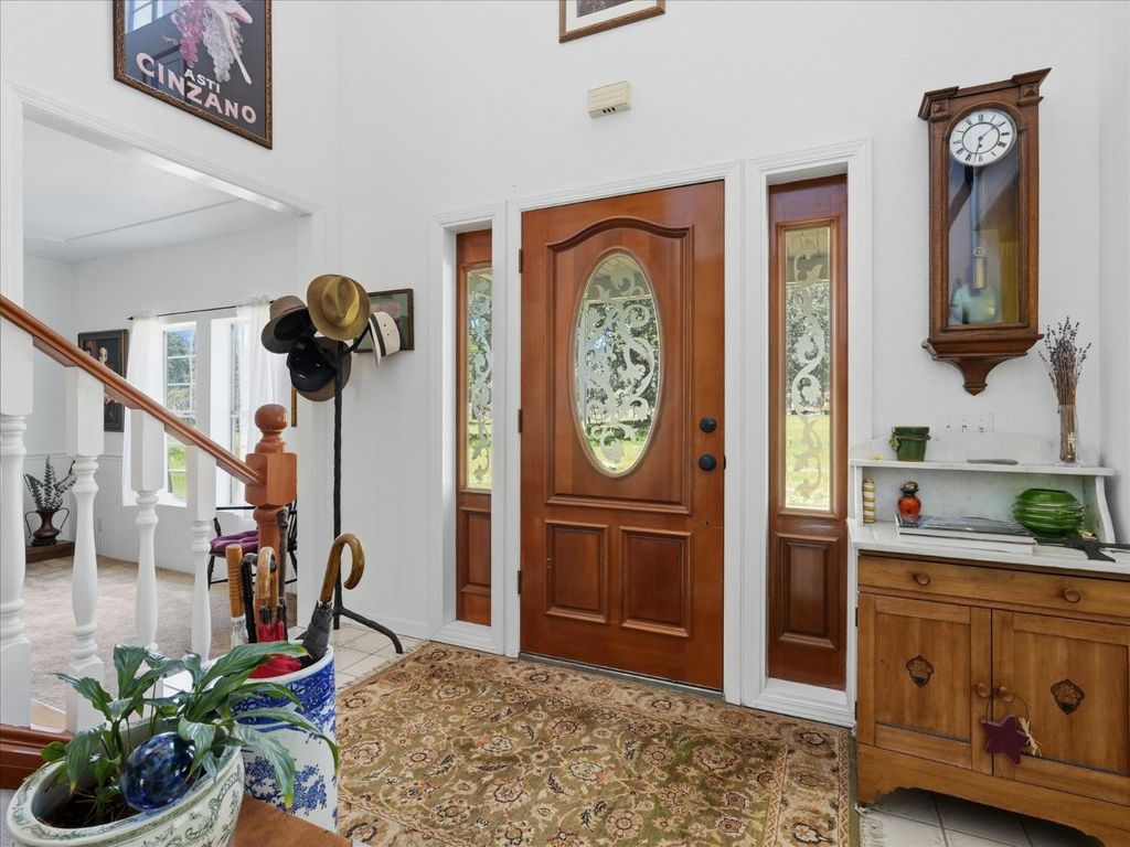 Image 6 of property listing at 50655 Barcus Circle, Coarsegold, CA 93614
