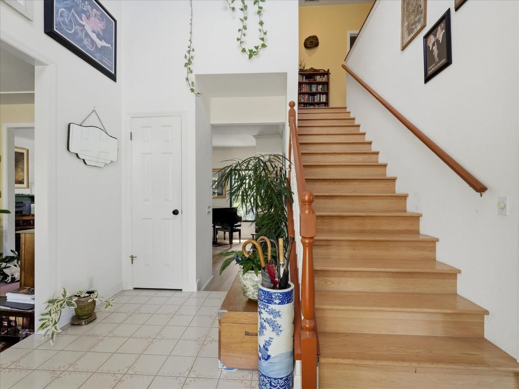Image 7 of property listing at 50655 Barcus Circle, Coarsegold, CA 93614