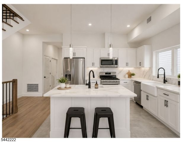 366 21St St, Irvington Twp., NJ 07111