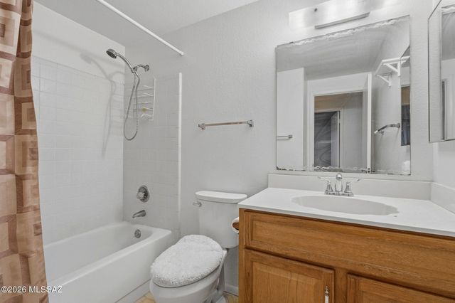 2611 W Vereda De La Manana, Tucson, AZ 85746