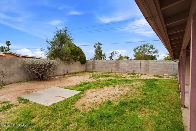 2611 W Vereda De La Manana, Tucson, AZ 85746