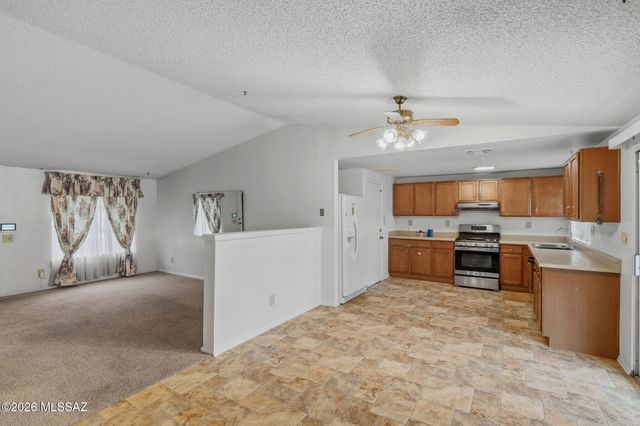 2611 W Vereda De La Manana, Tucson, AZ 85746