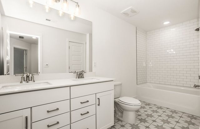 876 Rockwell, Hendersonville, TN 37075