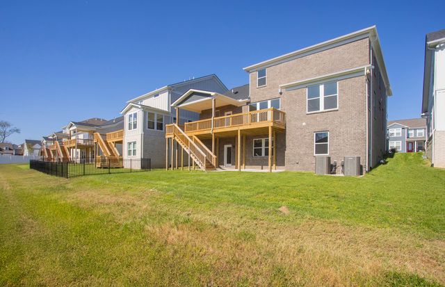 876 Rockwell, Hendersonville, TN 37075